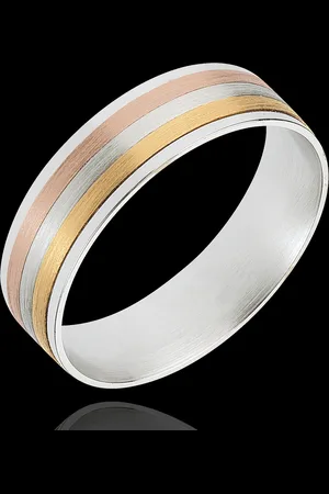 Edenly Ring Bänder aus drei Goldtönen