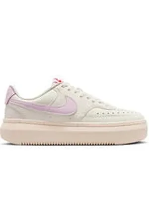 Nike Damen Sneaker COURT VISION ALTA