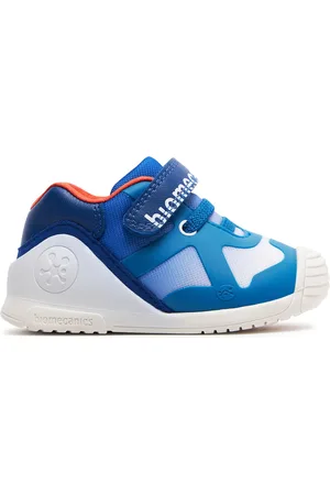 Biomecanics Sneakers 242150 A