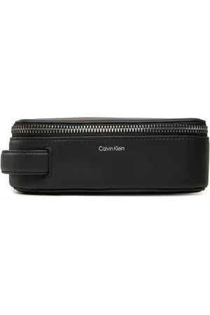Calvin Klein Kosmetiktasche Ck Sleek Washbag W/Hanger K50K512803