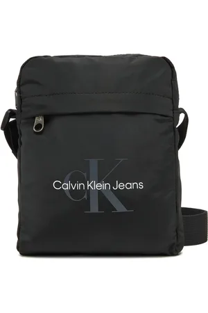 Calvin Klein Umhängetasche Sport Essentials Reporter 18 LV04G3000G
