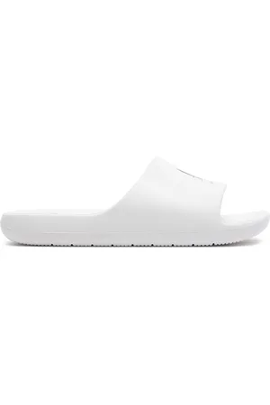 Armani Exchange Pantoletten XDP038 XV703 K488