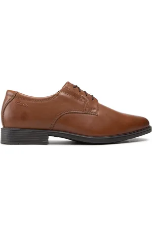 Clarks Halbschuhe Tilden Plain 261300977