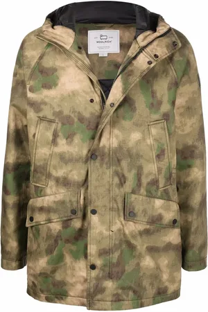 Woolrich Daunenjacke mit Camouflage-Print