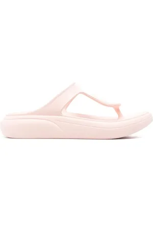Stuart Weitzman Klassische Pantoletten