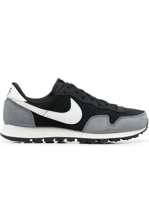 Nike Air Pegasus 83 Sneakers