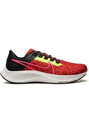 Nike Air Zoom Pegasus 38 Sneakers