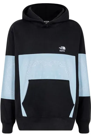 Supreme X The North Face Hoodie mit Bandana-Print