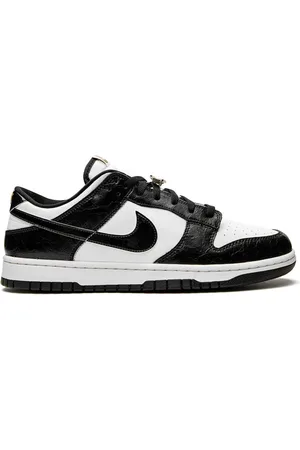 Nike Dunk Low World Champ Sneakers