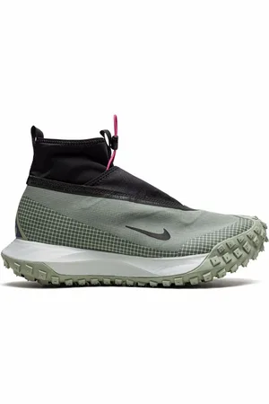 Nike ACG Mountain Fly Gore-Tex Sneakers