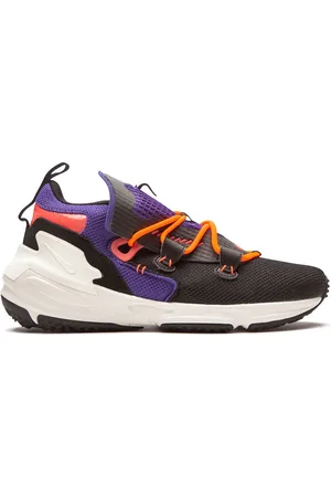 Nike Zoom Moc Sneakers
