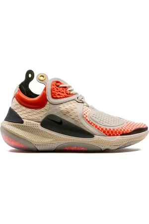 Nike Joyride CC3 Setter Sneakers