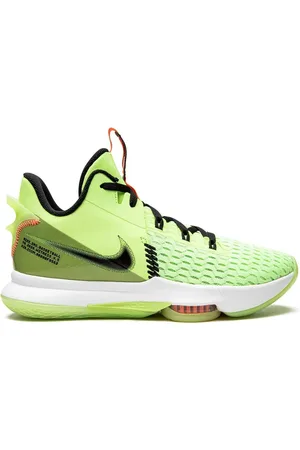 Nike LeBron Witness V Sneakers
