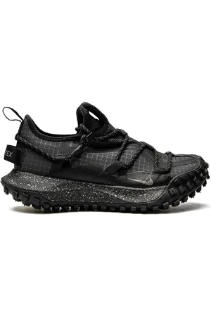 Nike ACG Mountain Fly Gore-Tex Sneakers