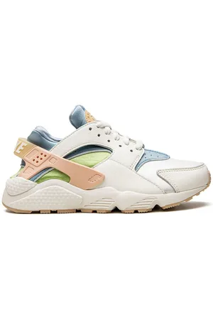 Nike Air Huarache Sneakers