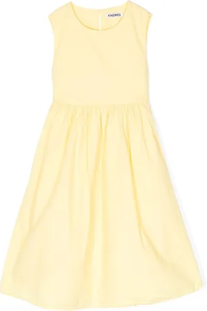 Kindred Trägerkleid mit Schleifendetail