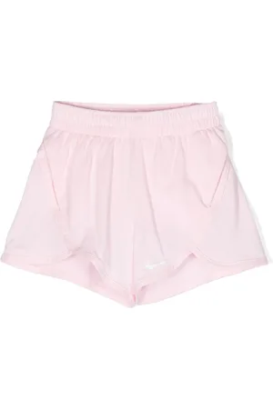 Nike Shorts mit Swoosh