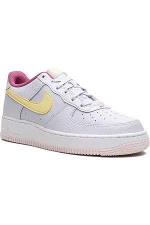Nike Air Force 1 Low Cosmic Fuchsia Sneakers