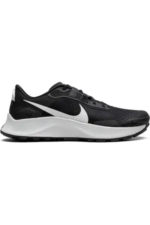 Nike Pegasus Trail 3 Sneakers