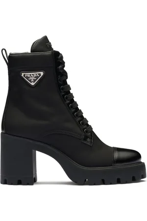 Prada Stiefeletten mit Logo