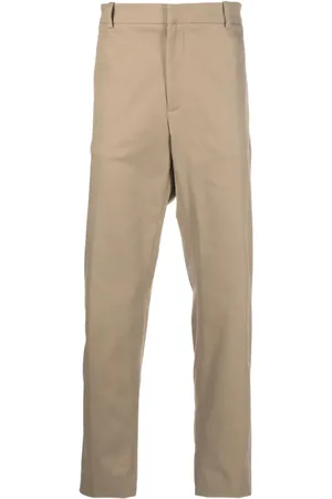 Moncler Chino mit Logo-Applikation