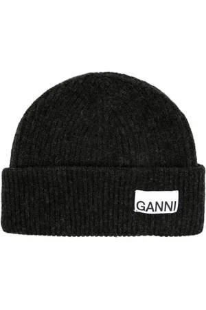 Ganni Gerippte Beanie mit Logo-Patch