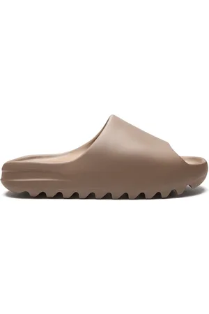adidas YEEZY Slide Core 2021 Sneakers