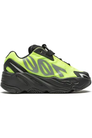 adidas Yeezy Boost 700 MNVN