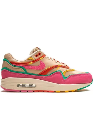 Nike Air Max 1 Familia Sneakers