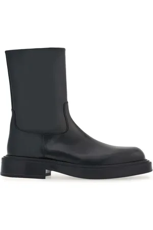 Salvatore Ferragamo Stiefel aus Lackleder
