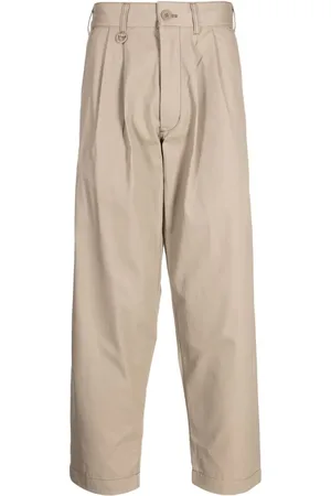 Chocoolate Chino mit Logo-Patch