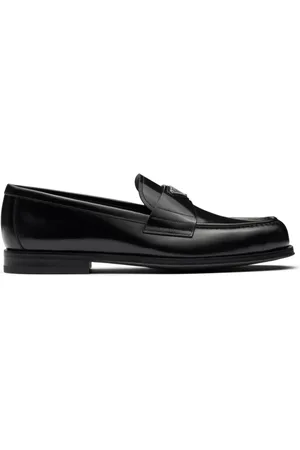 Prada Loafer aus gebürstetem Leder mit Logo