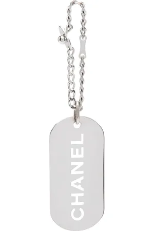 CHANEL 2004 Schlüsselanhänger mit Cut-Out-Logo