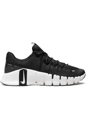 Nike Free Metcon 5 Black/White Sneakers