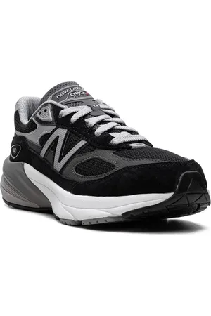 New Balance 990v6 Black/Silver Sneakers