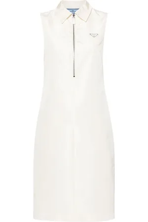Prada Kleid mit Dreiecks-Logo