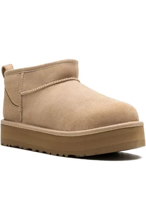 UGG Classic Ultra Mini Platform "Sand" Stiefel