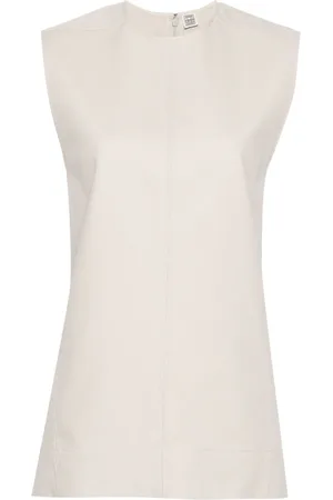 Totême Top mit Nahtdetail