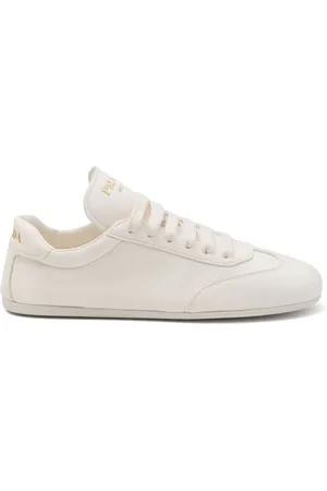 Prada Sneakers mit Logo-Print