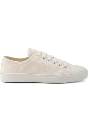 Prada Sneakers mit Triangel-Logo