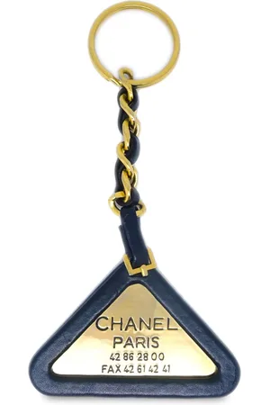 CHANEL 1994 Schlüsselanhänger mit Logo-Prägung