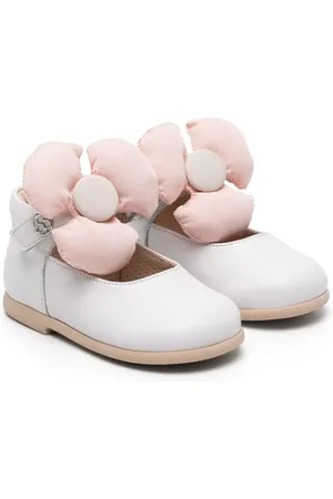 Florens Ballerinas mit Blumenapplikation