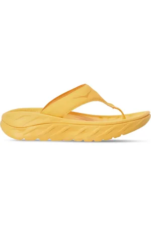 Hoka One One Ora Recovery Flip-Flops