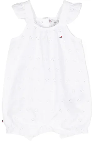 Tommy Hilfiger Kurzer Strampler mit Lochstickerei