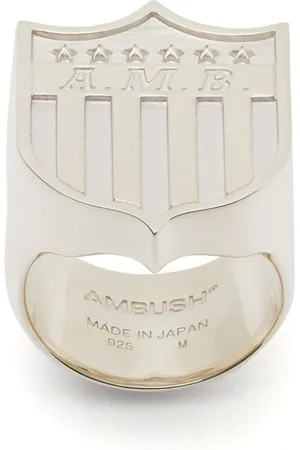 AMBUSH Ring mit College-Schild