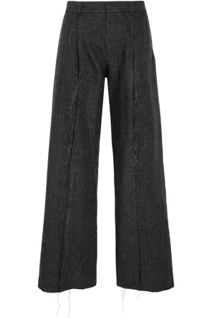R13 Hose mit markanten Nähten