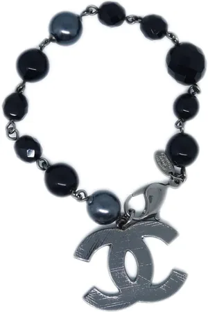 CHANEL 2008 Perlenarmband mit CC