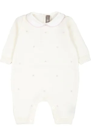 LITTLE BEAR Strampler mit aufgestickten Polka Dots
