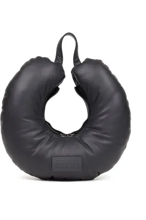 Maison Margiela Travel Pillow Schultertasche