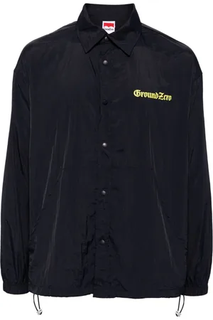 Ground Zero Hemd mit Gothic-Font-Logo-Print
